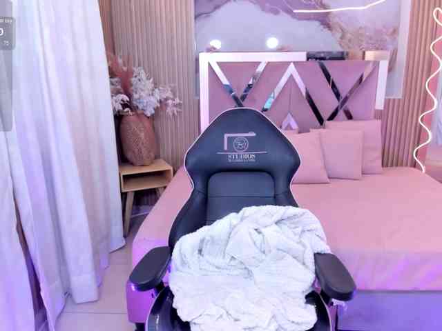JENNA-TAY webcam