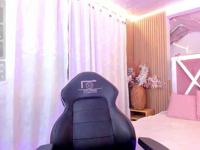 JENNA-TAY webcam
