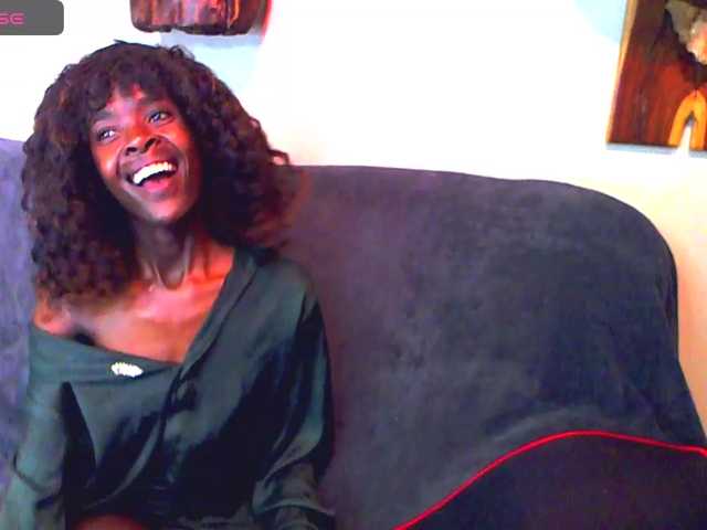 Natussi live cam on BongaCams