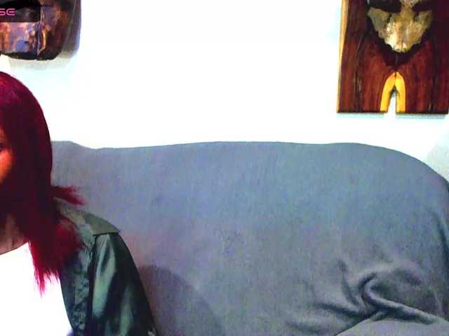 Natussi live webcam show