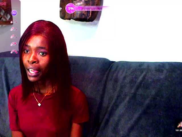 Natussi live cam on BongaCams