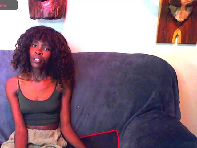 Natussi live cam on BongaCams
