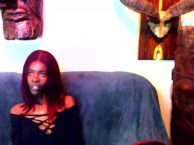 Natussi live cam on BongaCams