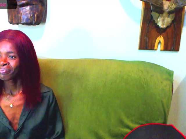Natussi live cam on BongaCams
