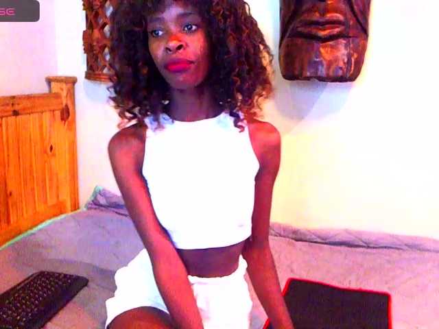 Natussi's BongaCams show and profile