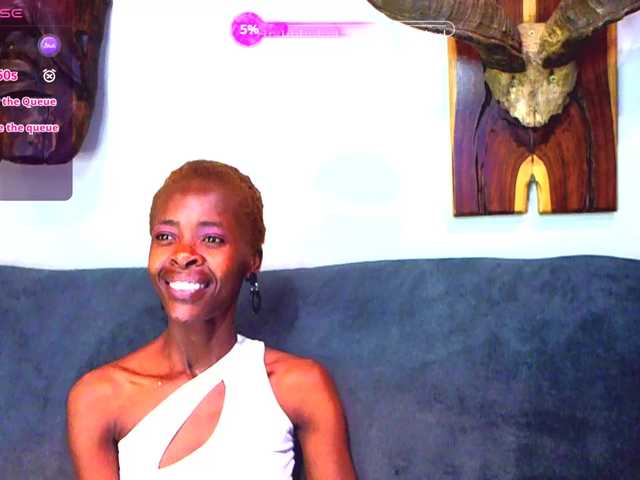 Natussi live cam on BongaCams