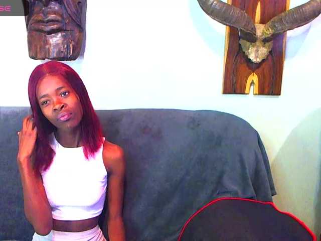 Natussi live cam on BongaCams
