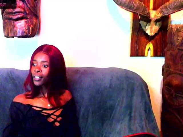 Natussi live cam on BongaCams