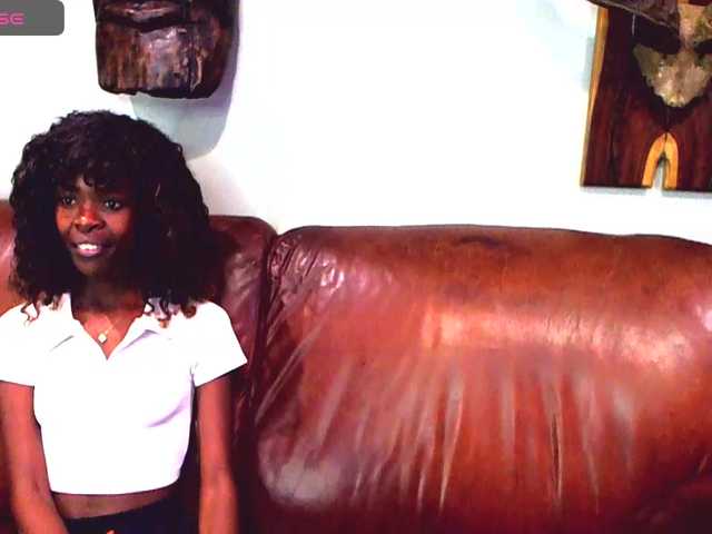Natussi live cam on BongaCams