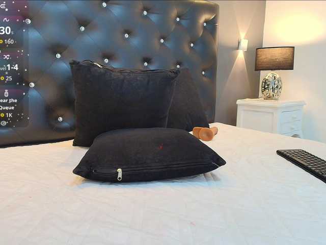 Chloebrunnie's BongaCams show and profile