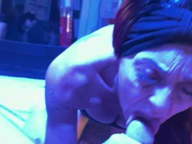 KinkyCaliCpl webcam