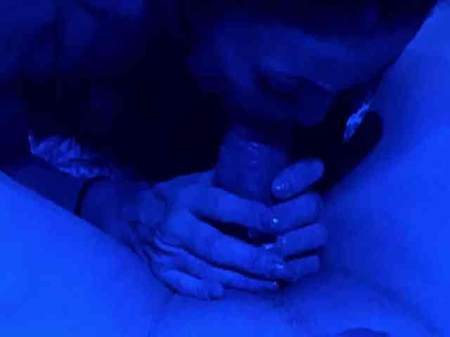KinkyCaliCpl webcam