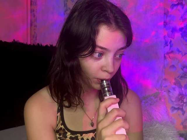 CassyVixen live cam on BongaCams