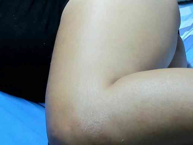 natachax-messy webcam