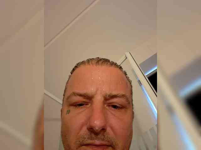 Youngstud37