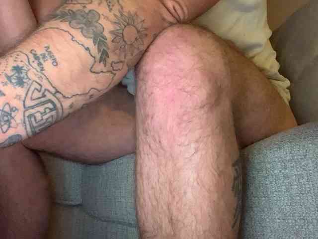 Youngstud37 webcam
