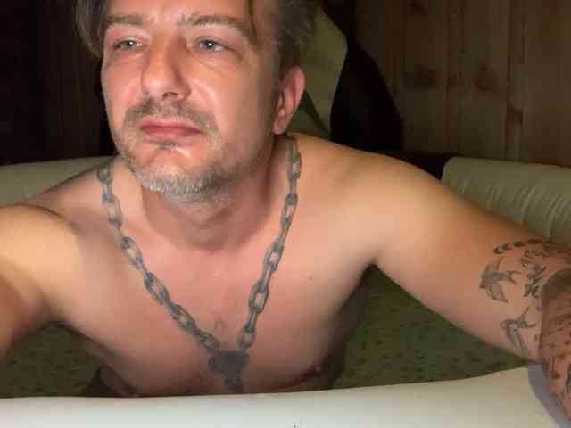 Youngstud37
