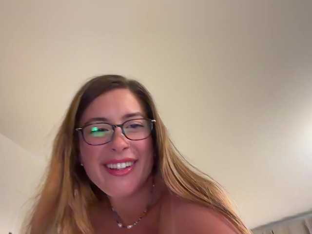 karinaaaxx live cam on BongaCams