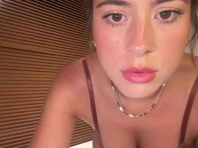 karinaaaxx webcam
