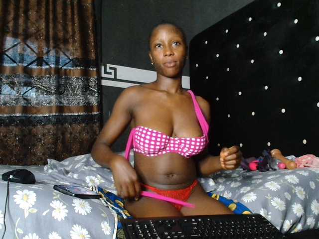 Lovely901 live cam on BongaCams