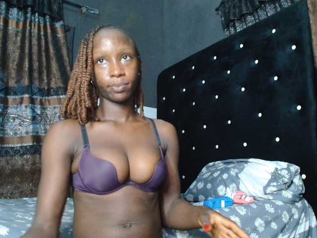 Lovely901 live cam on BongaCams