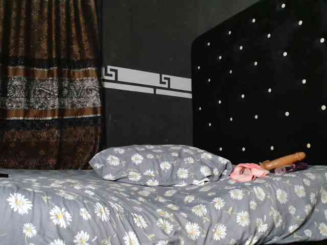 Lovely901 webcam