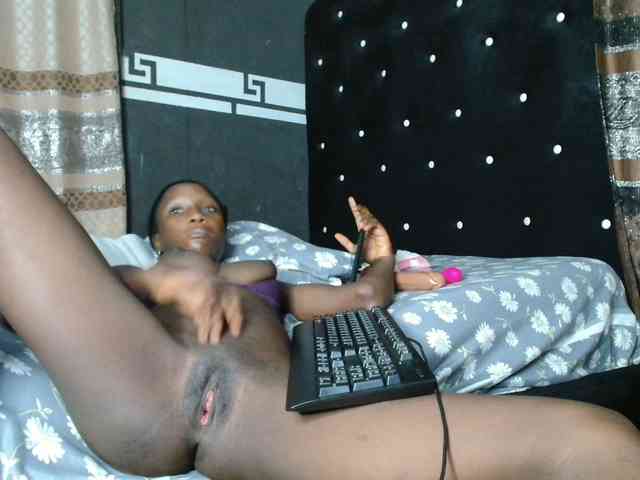 Lovely901 webcam