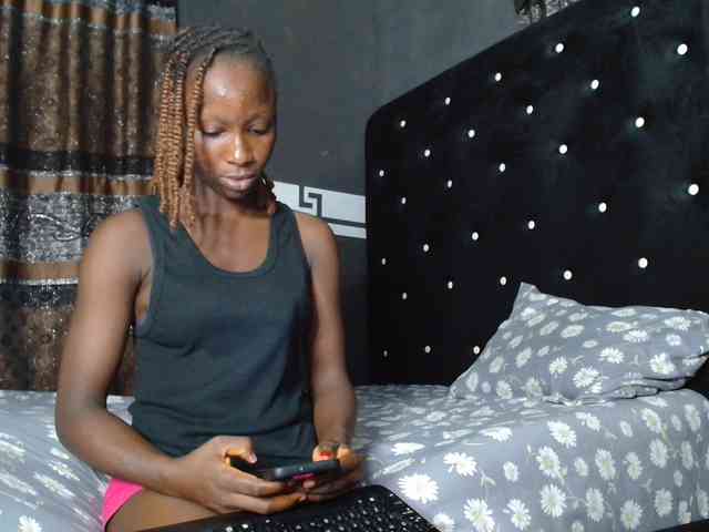 Lovely901 webcam