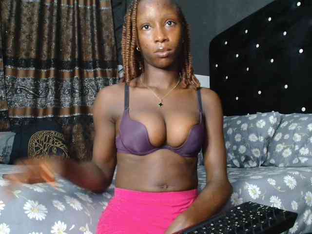Lovely901 webcam