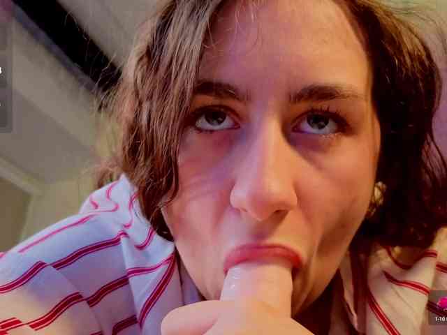 KattrinGolden webcam