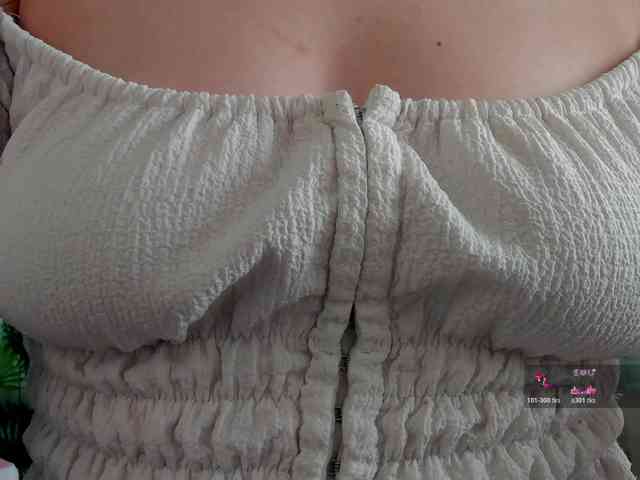 KattrinGolden webcam