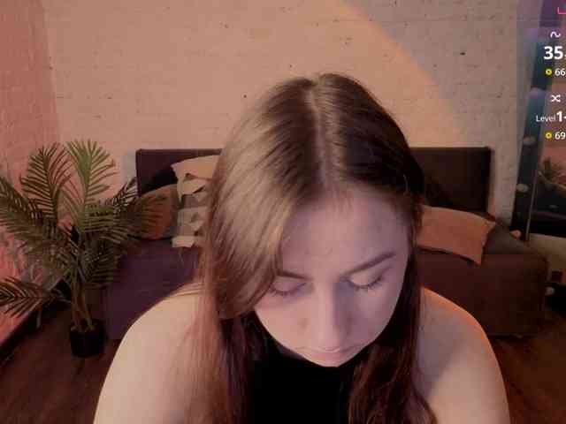 KattrinGolden webcam