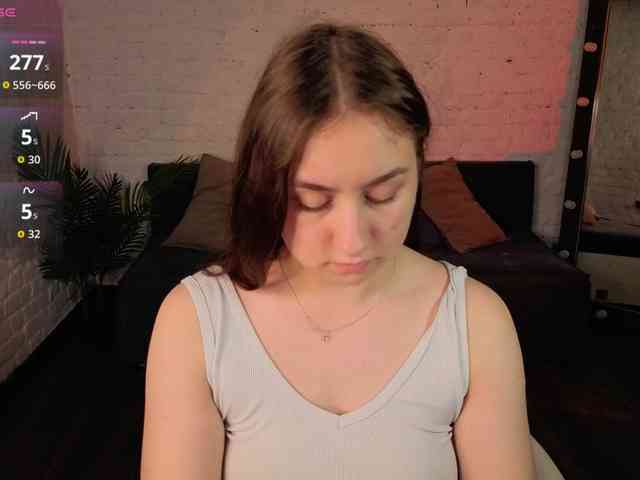 KattrinGolden webcam