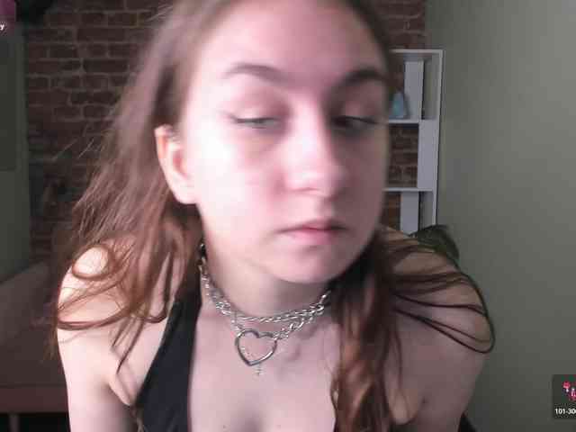 KattrinGolden webcam