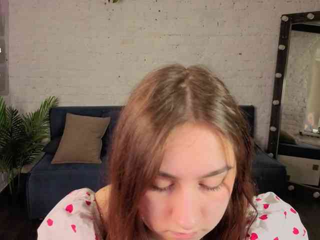 KattrinGolden webcam