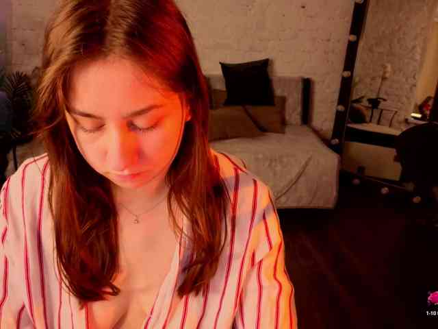 KattrinGolden webcam