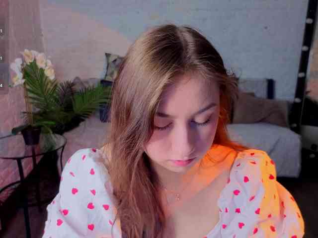 KattrinGolden webcam