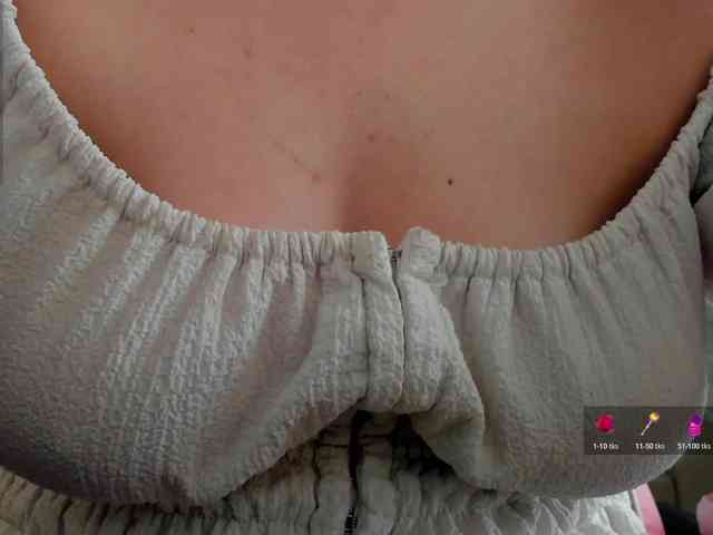KattrinGolden webcam