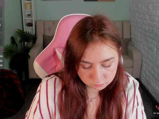 KattrinGolden webcam