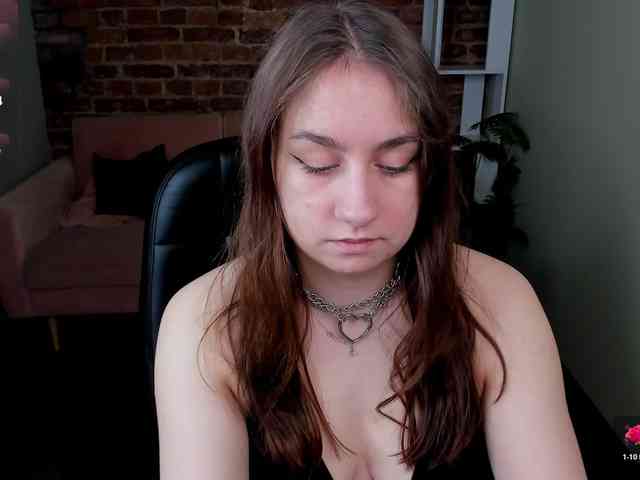 KattrinGolden webcam