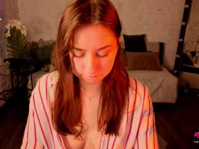 KattrinGolden webcam