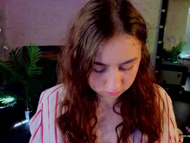 KattrinGolden webcam