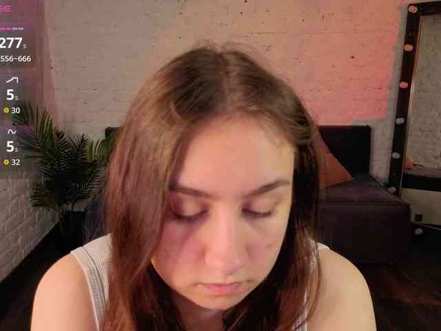 KattrinGolden webcam