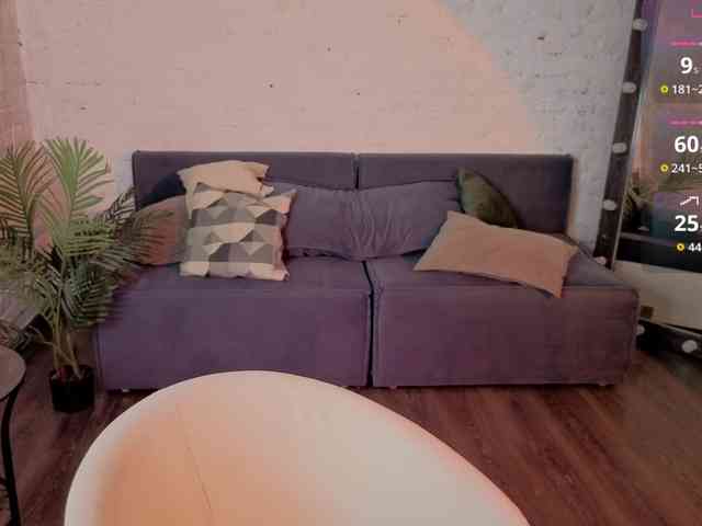 KattrinGolden webcam