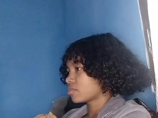 Candis02's Live Webcam