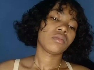 Candis02's Live Webcam