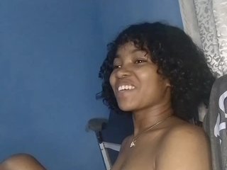 Candis02's Live Webcam