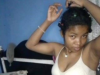 Candis02's Live Webcam
