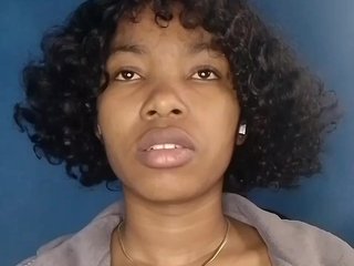 Candis02's Live Webcam