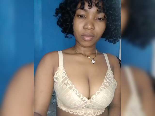 Candis02
